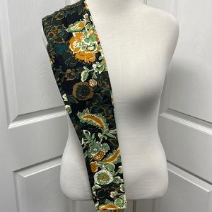 LuLaRoe New Kids L/XL Green Floral Leggings NWT